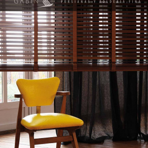 persiana horizontal de madera